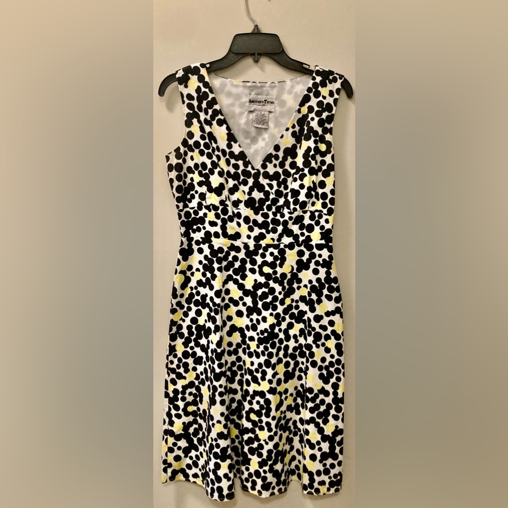 Yellow, black and white summer fitted dress size 8